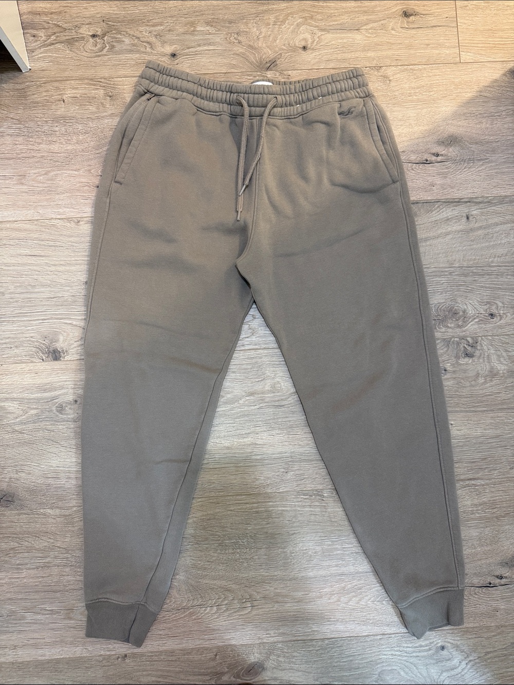 Hollister Men's Jogger Sweatpants - Taupe Brown